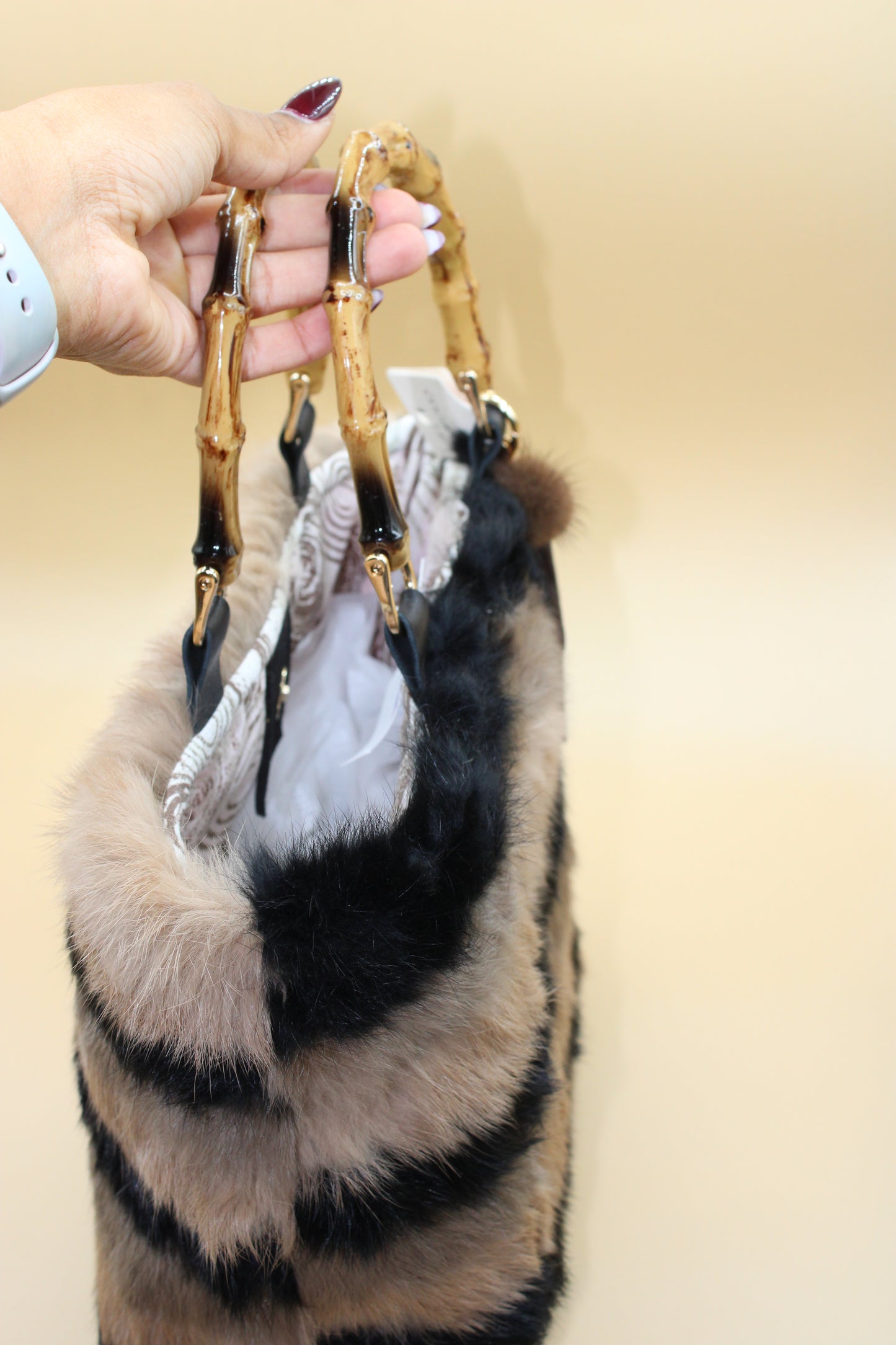 Borsa in Pelliccia Marrone & Nera