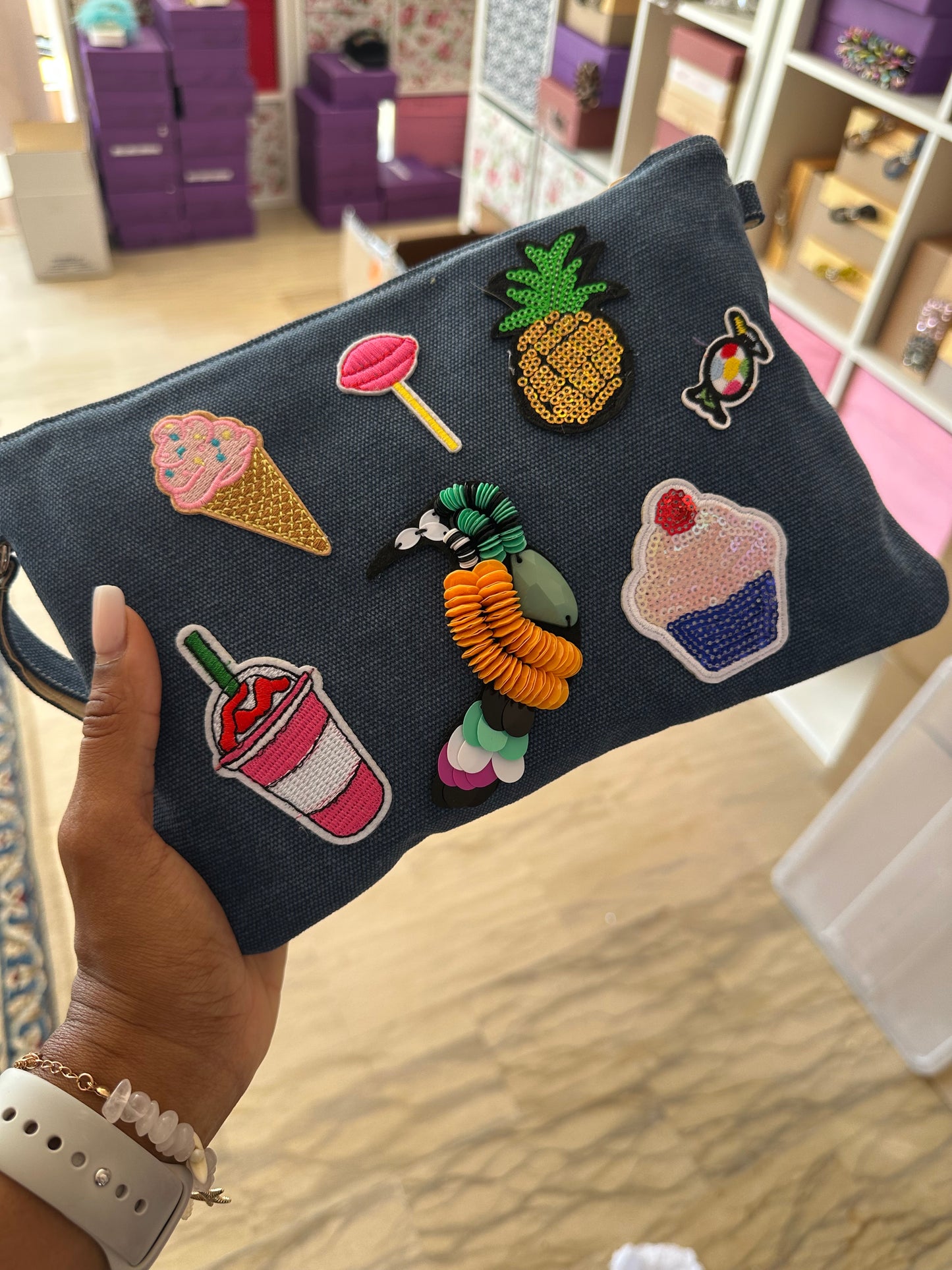 Clutch
Patch Summer Vibes