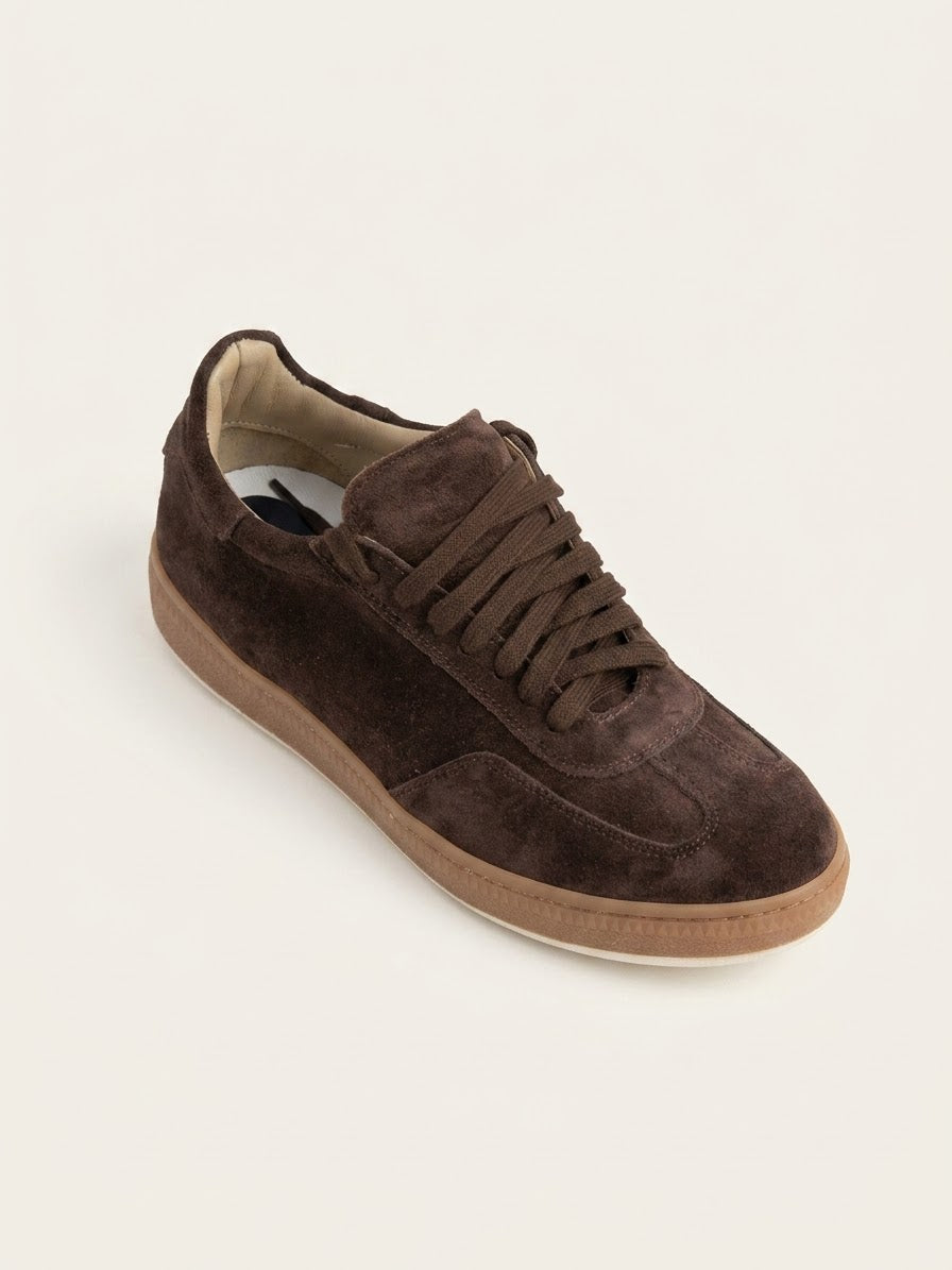 Sneaker in Camoscio