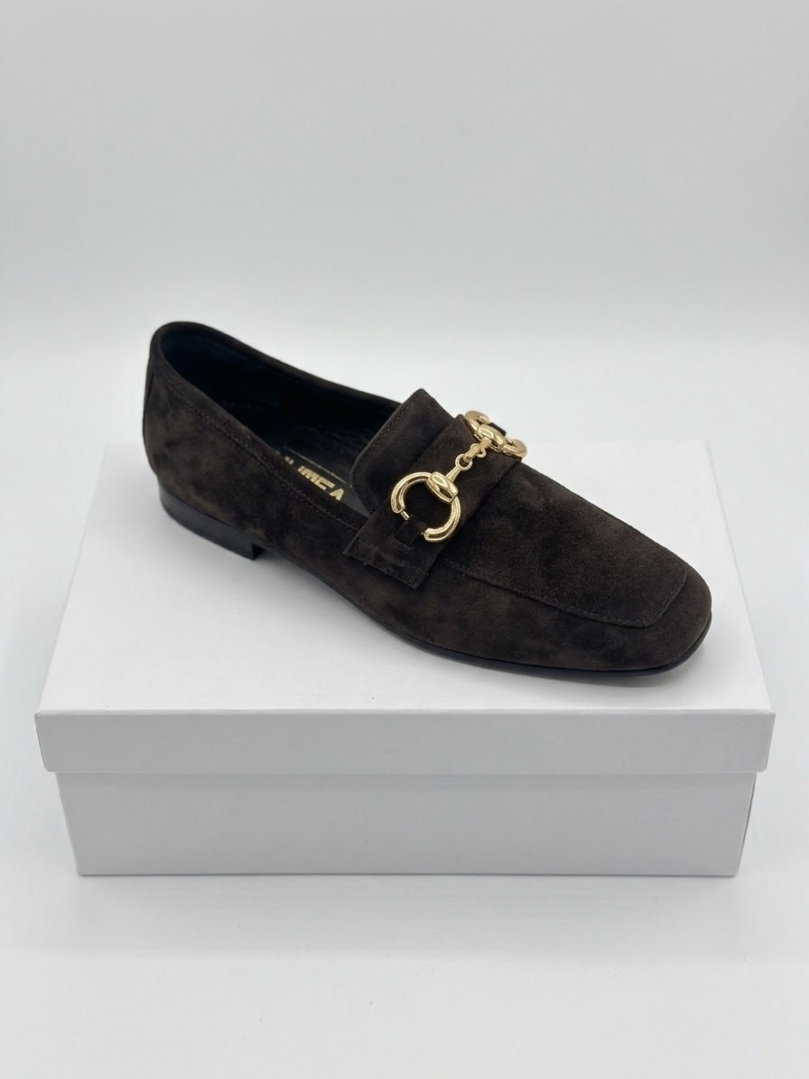 Mocassino in Camoscio Marrone Scuro con Morsetto