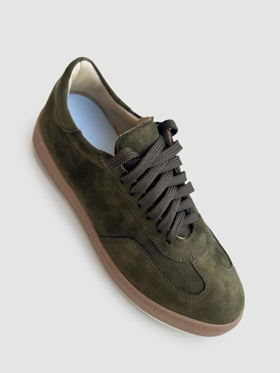 Sneaker in Camoscio