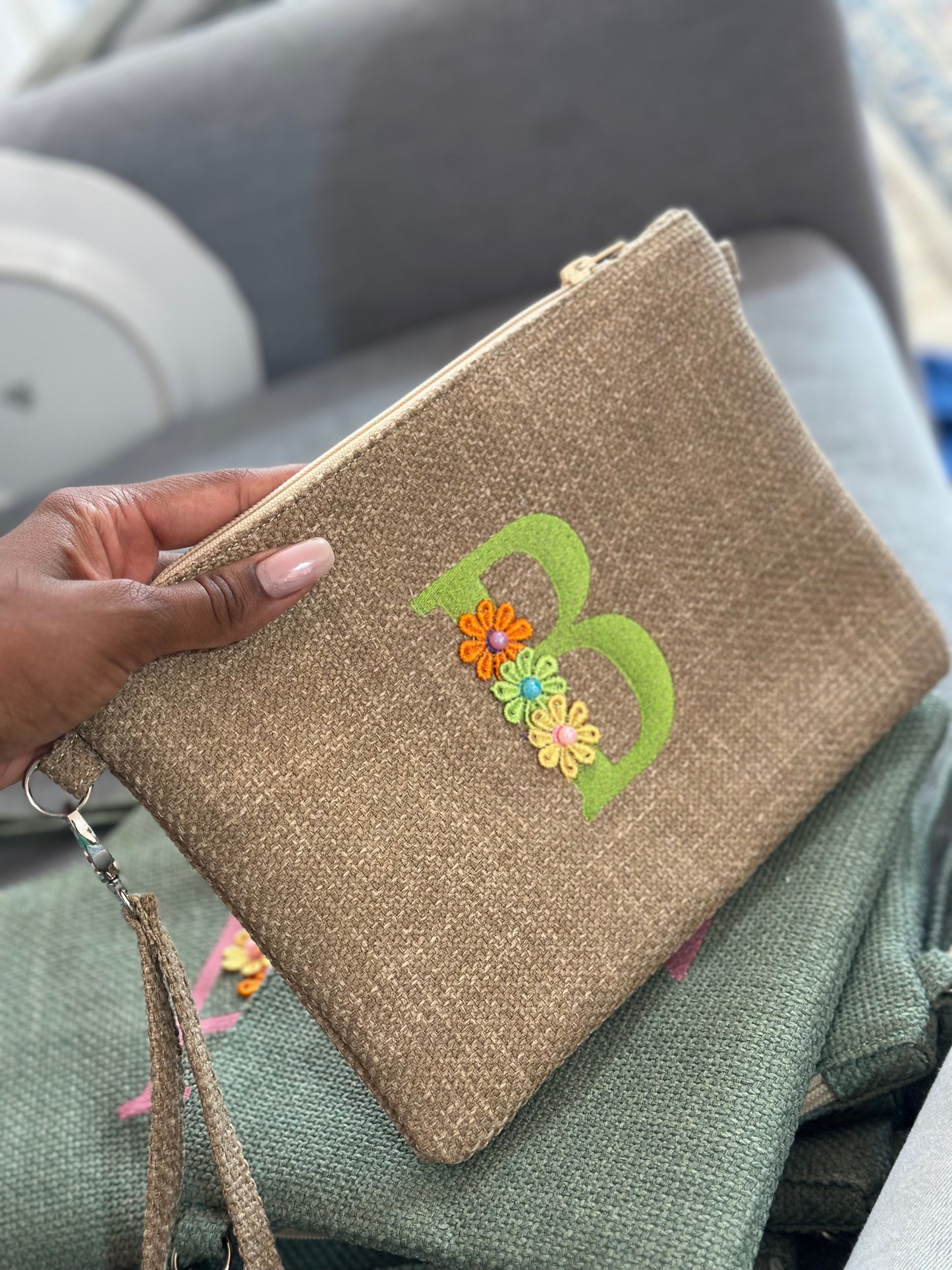 Pochette Ricamate