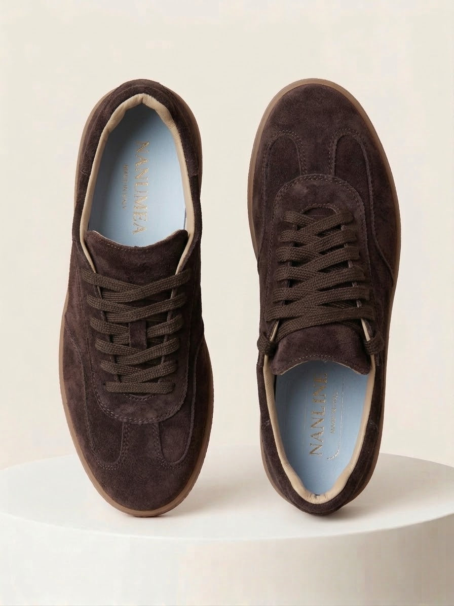 Sneaker in Camoscio