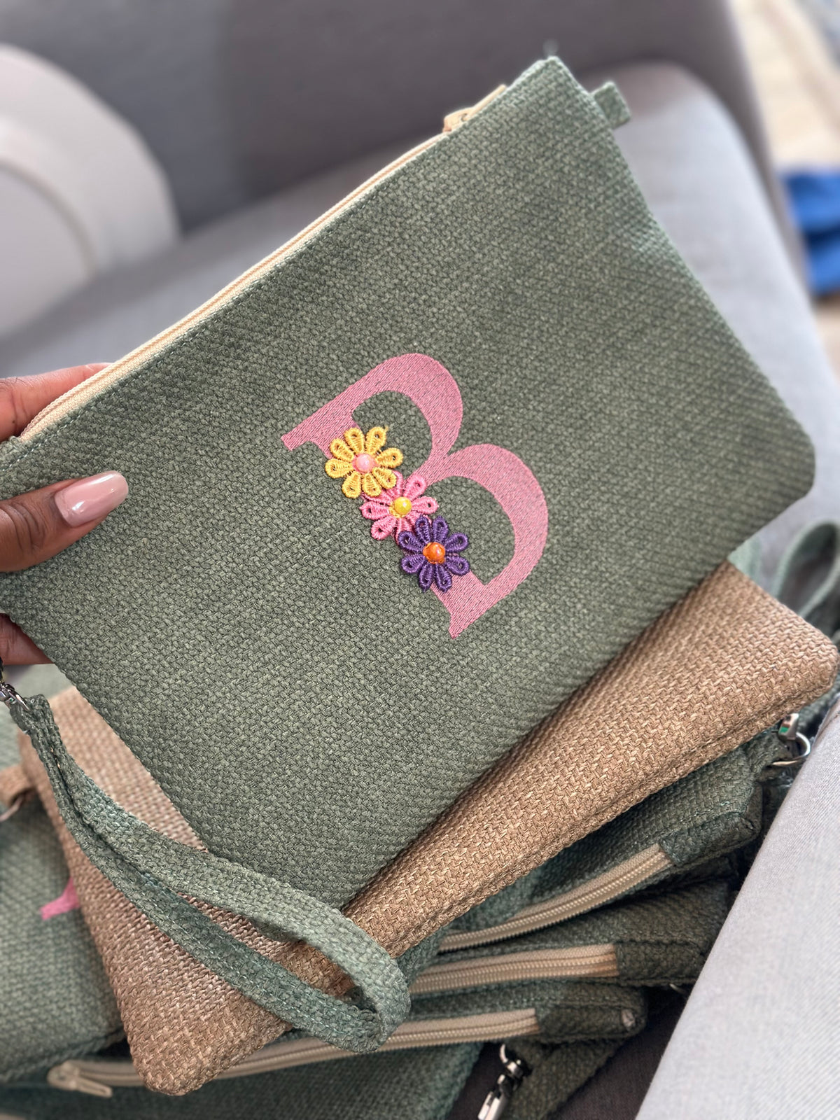 Pochette Ricamate
