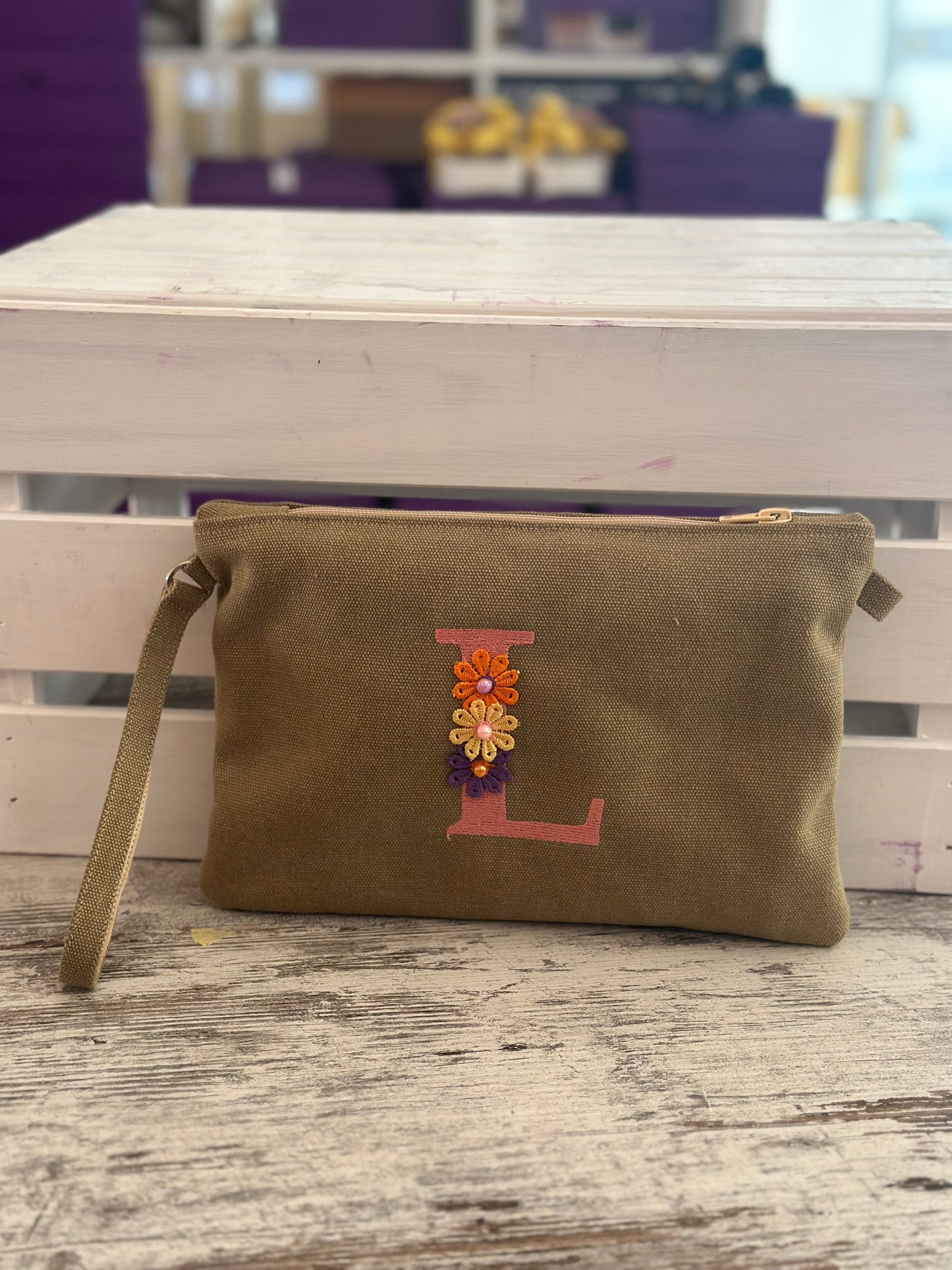 Pochette Lettera Ricamata